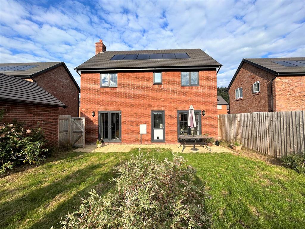 Fenham Drive, Nesscliffe, Shrewsbury 4 bed house for sale £375,000