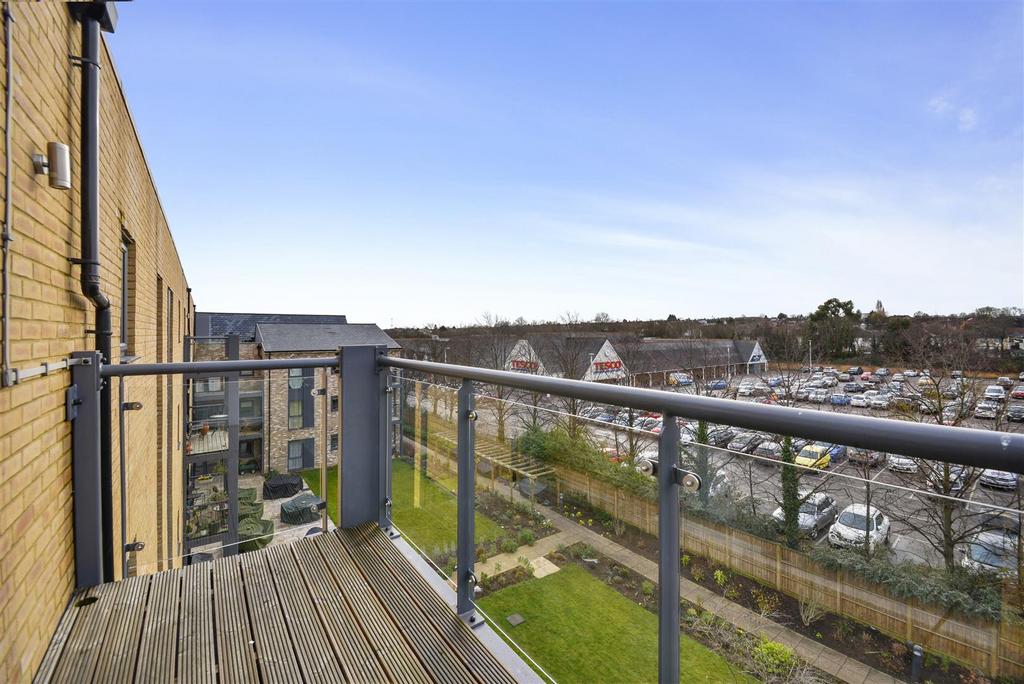 Walk out balcony.jpg