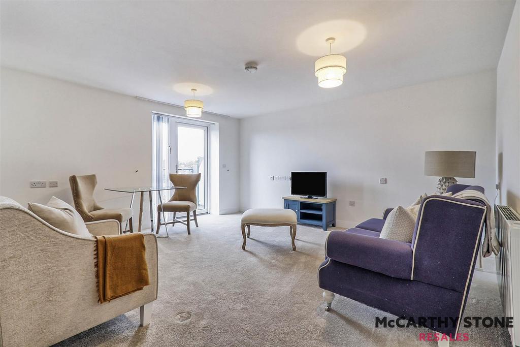  mg 2447 8 9 easyhdr-interior3.jpg