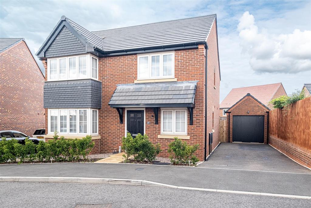 Humber Drive, Streethay, Lichfield 4 bed detached house £475,000