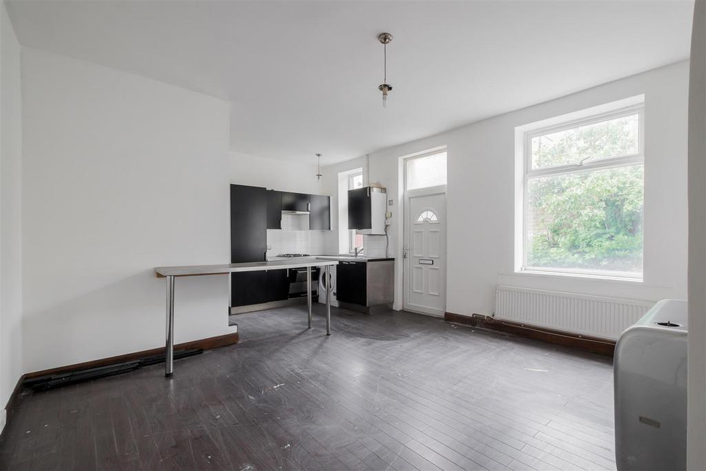 Fairview Terrace, Halifax 2 bed terraced house for sale £87,000