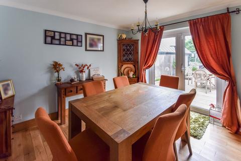 4 bedroom detached house for sale - Impton Lane, Walderslade Woods, ME5