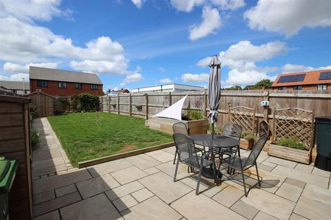 8 Fortibus Road, Exeter, EX2 7SU