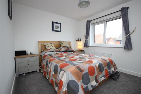 8 Fortibus Road, Exeter, EX2 7SU
