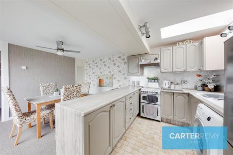 41 Beambridge Place, Basildon, SS13 3LN