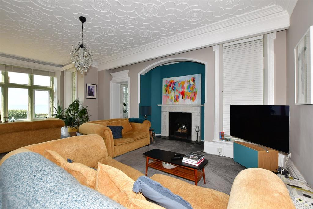 Earls Avenue, Folkestone, Kent 3 bed ground floor flat for sale £600,000