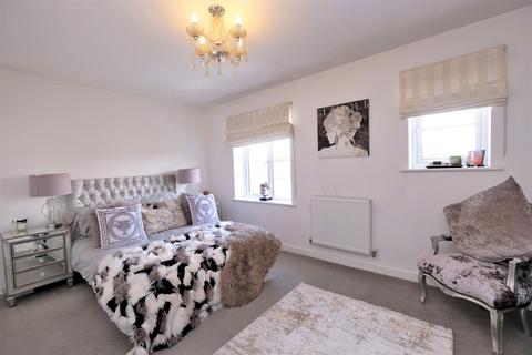 4 bedroom semi-detached house for sale, Calder Lane, Eccles, M30