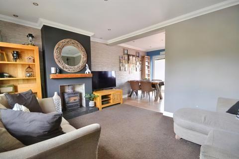 194 Kitchener Crescent, Poole, BH17 7HZ