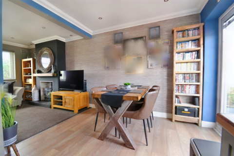 194 Kitchener Crescent, Poole, BH17 7HZ