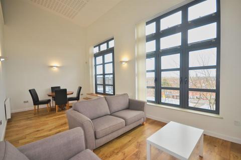 2 bedroom duplex for sale, Bishopsgate House, Aldbourne Road