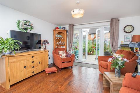 21 Arden Close, Corby, NN18 8FY