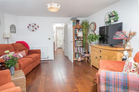 21 Arden Close, Corby, NN18 8FY