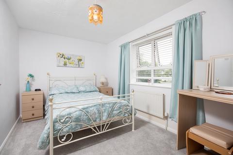 2 Tay Close, Corby, NN17 2EP