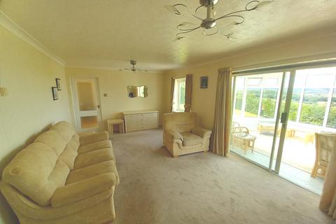 3 bedroom detached bungalow for sale - Priors Path, Ferryhill, County Durham, DL17