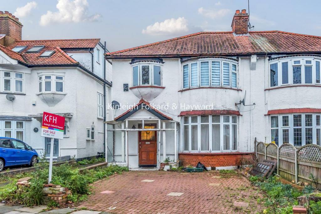 Bush Hill Road, Winchmore Hill 4 bed semidetached house for sale £