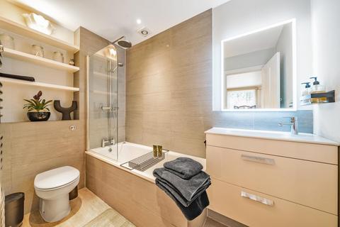 21a Aldridge Road Villas, London, W11 1BN