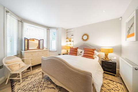 21a Aldridge Road Villas, London, W11 1BN