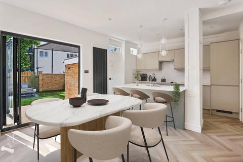 4 Brooklyn Road, London, SE25 4NH
