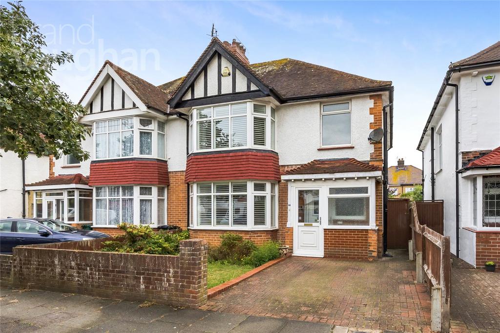 berriedale-avenue-hove-east-sussex-bn3-3-bed-semi-detached-house-for