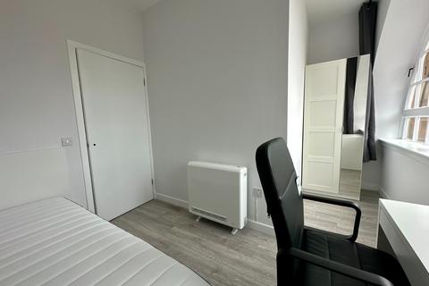3 bedroom flat to rent, Kent Road, Finnieston, Glasgow, G3