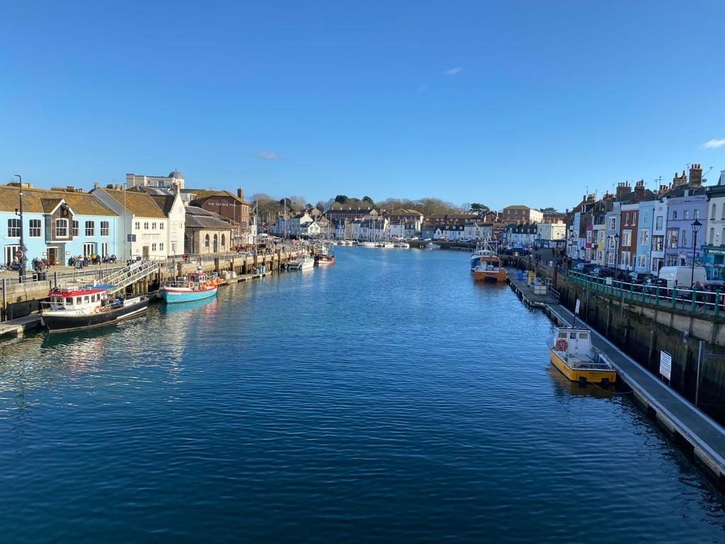 Harbourside waterfront holiday apartment 4 bed apartment for sale £