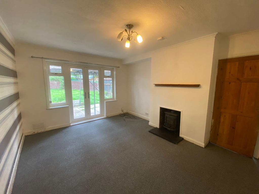 Alders Road, Wythenshawe, Manchester M22 3 bed semidetached house to