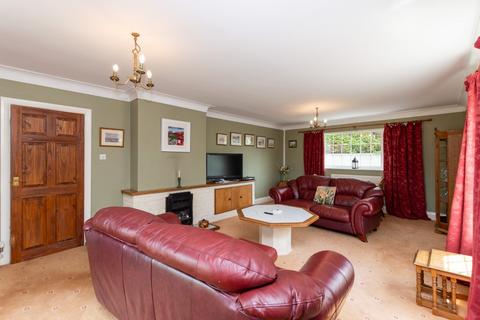 4 bedroom bungalow for sale - Gorad Road, Valley, Isle of Anglesey, LL65