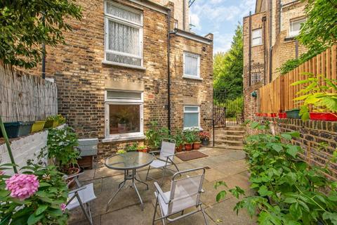 32a Richmond Crescent, London, N1 0LY
