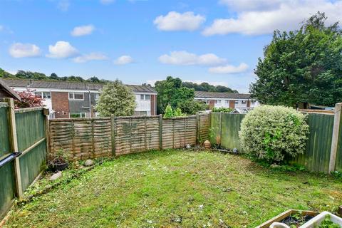 11 Chalcroft Road, Folkestone, CT20 3NG