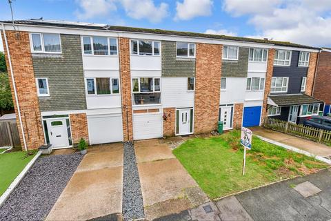 11 Chalcroft Road, Folkestone, CT20 3NG