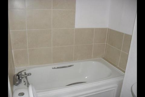 2 bedroom terraced house to rent, Harrowby Road, Birkenhead CH42