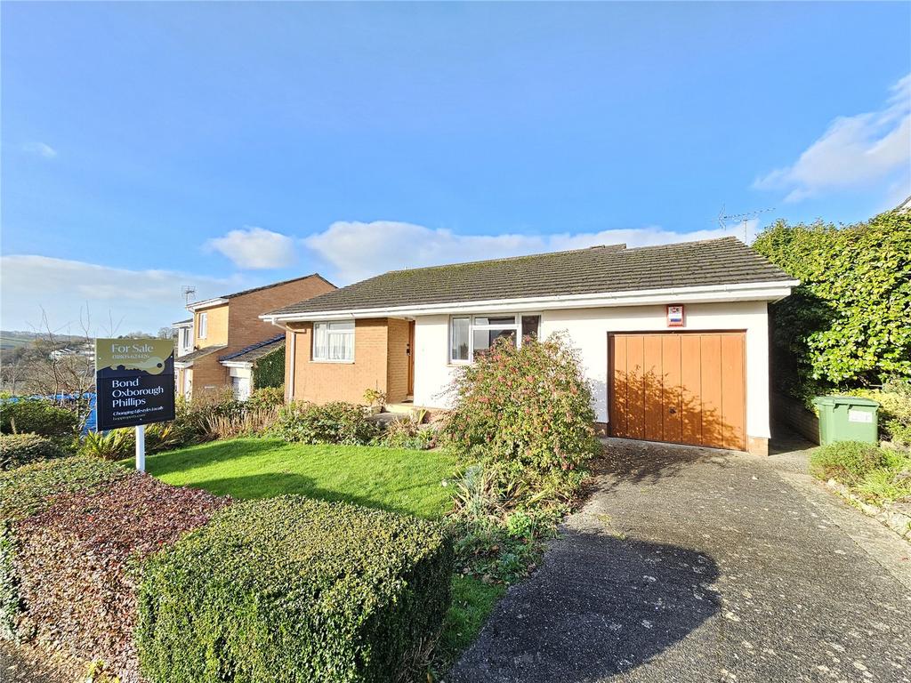 Torrington, Devon 3 bed bungalow for sale £275,000