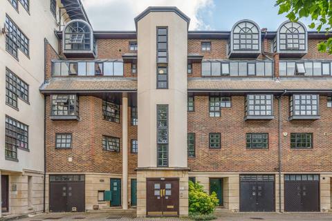 2 bedroom flat for sale, Rope Street, Surrey Quays