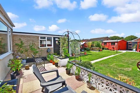 68 Elm Road, St Marys Bay, Romney Marsh, TN29 0ST