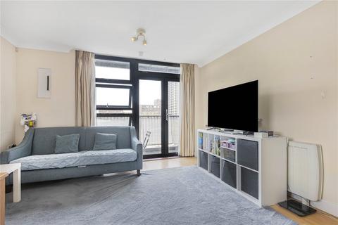 2 bedroom apartment to rent, Maltings Close, London, E3