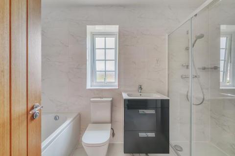 6 Lavinia Close, Worcester, WR2 5GT
