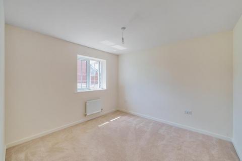 6 Lavinia Close, Worcester, WR2 5GT