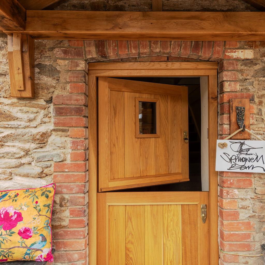 Springwell Barn, East Cornworthy: Front Door