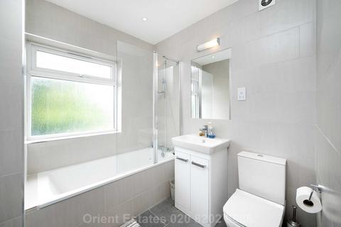 5 bedroom semi-detached house for sale, Aprey Garden, London