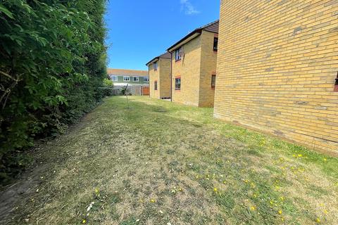 23 Clayfields, Peacehaven, BN10 7PB