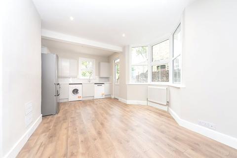 2 bedroom apartment to rent, Racton Road, London, SW6