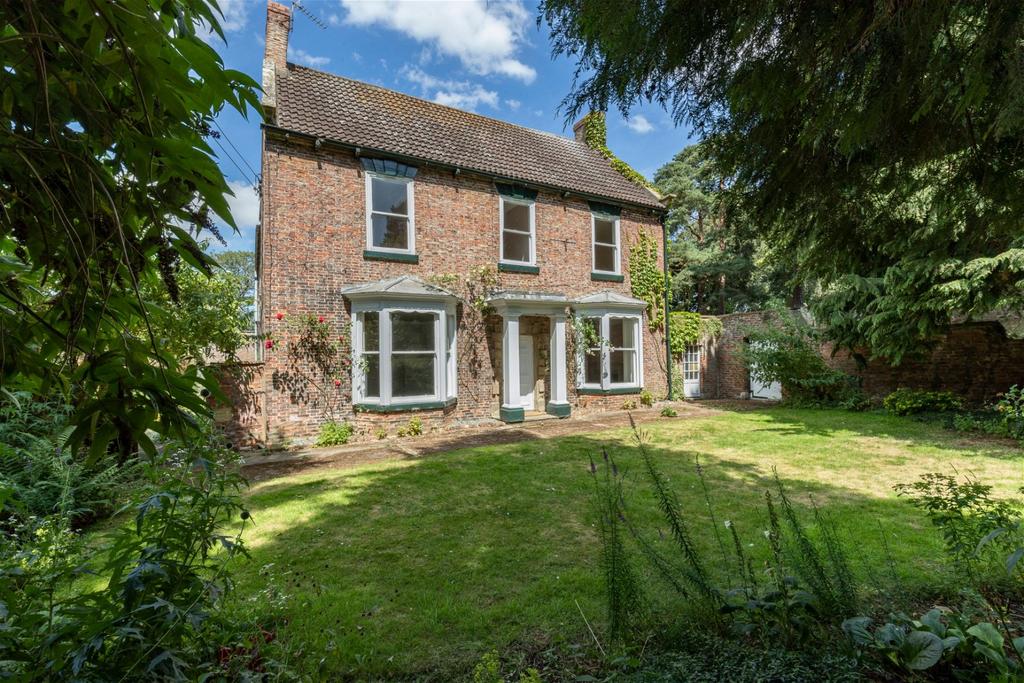 Church Lane, Thirsk YO7 4 bed detached house for sale £900,000