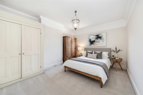 5 bedroom terraced house to rent, St Pauls Road, Richmond, Surrey