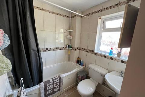 25 Concorde Drive, Tonyrefail, Porth, CF39 8NE