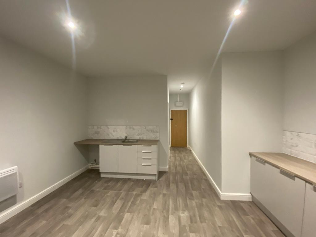 88-89-flat-4-woodfield-street-morriston-swansea-sa6-8ba-3-bed