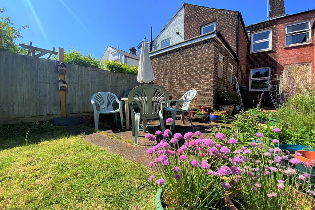 Winchester 2 bed terraced house for sale £525,000