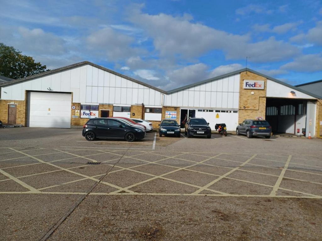 Unit 1B, Chertsey Road Industrial Estate, West Byfleet, KT14 7AX