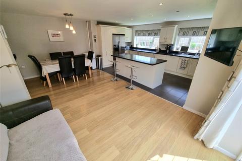25 Redmere Drive, Wirral, CH60 1YF