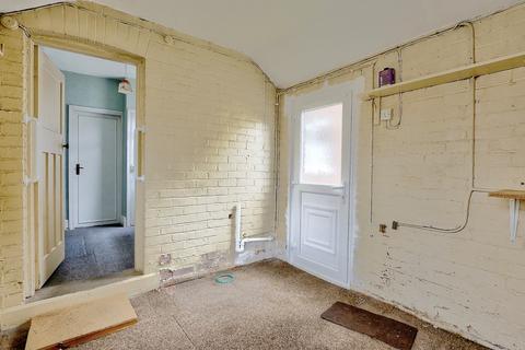 10 Belmont Avenue, South Bank, Middlesbrough, TS6 0AY