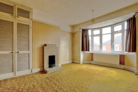 10 Belmont Avenue, South Bank, Middlesbrough, TS6 0AY